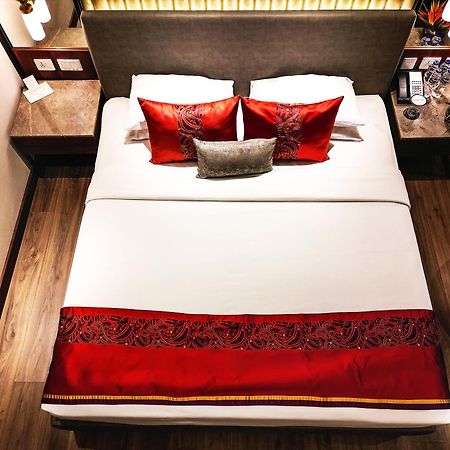 Vivanta Kolkata Em Bypass Zewnętrze zdjęcie Deluxe Room