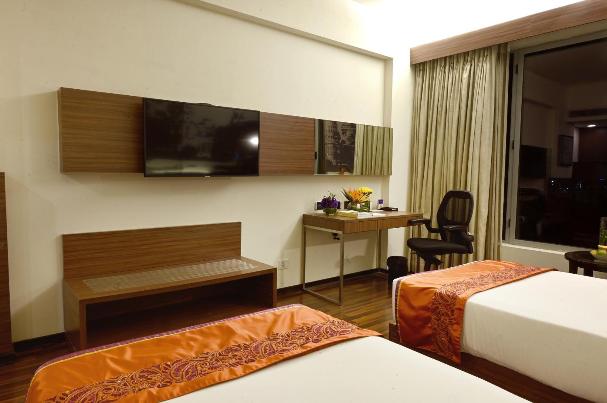 Vivanta Kolkata Em Bypass Zewnętrze zdjęcie A room at the hotel