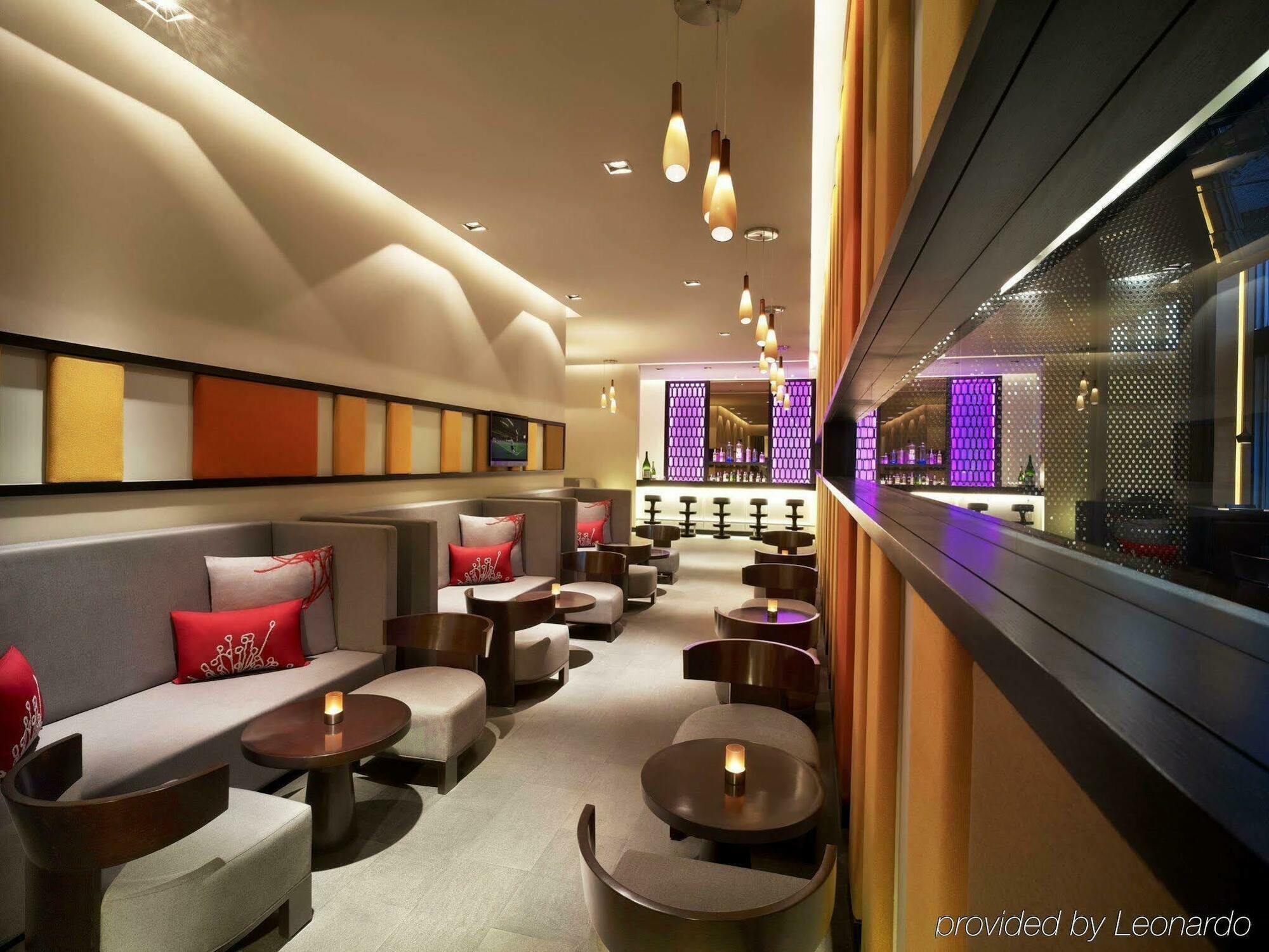 Vivanta Kolkata Em Bypass Zewnętrze zdjęcie The lounge at the airport